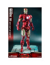 Iron Man Mark IV with Suit-Up Gantry akciófigura - Iron Man 2 - 