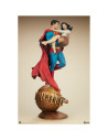 Superman & Lois Lane Szobor 56 cm - DC Comics - Sideshow Collectibles