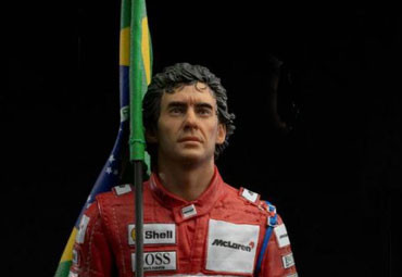 Szobor bemutató: Ayrton Senna Art Scale Deluxe Szobor