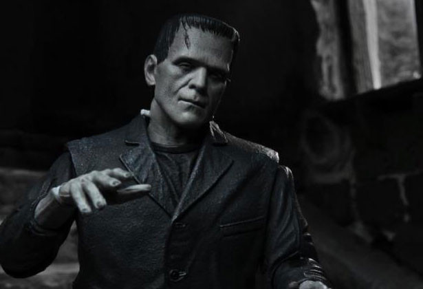Figurabemutató: Ultimate Frankenstein's Monster (Black and White) akció figura - Universal Monsters