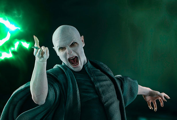 Szobor bemutató -  Voldemort and Nagini szobor - Harry Potter Legacy Replica